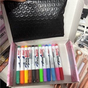 Amazon Colorful White Board Markers Set